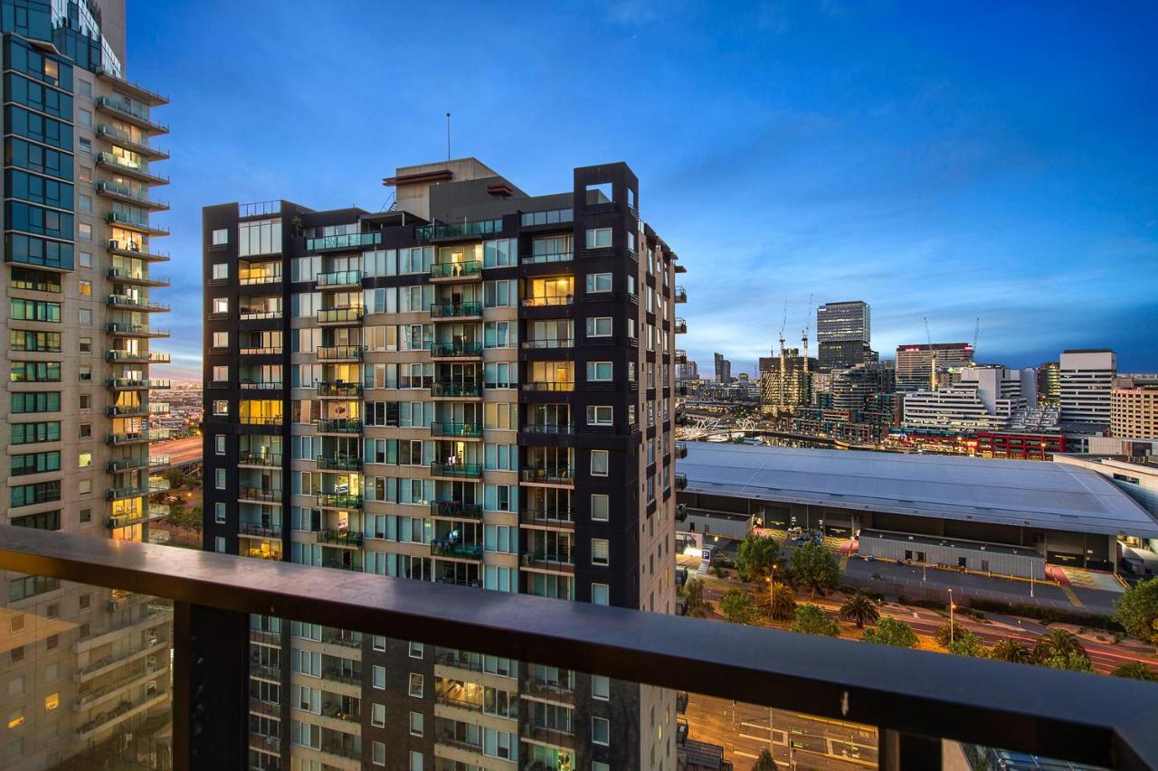 Premier Stays Melbourne Exterior photo